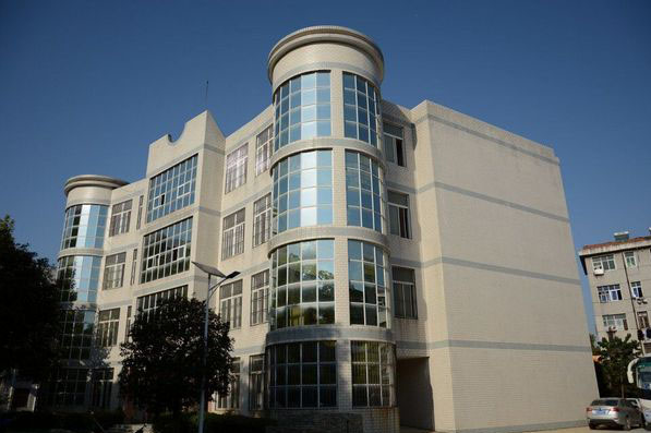 學院空調節(jié)能控制器